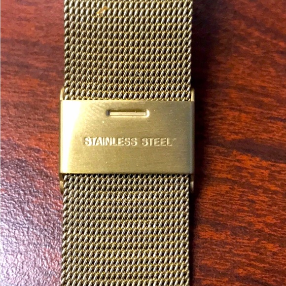 Lucien Piccard MOP watch gold - Picture 4 of 9